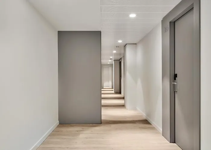 Lami 2* Esplugues de Llobregat